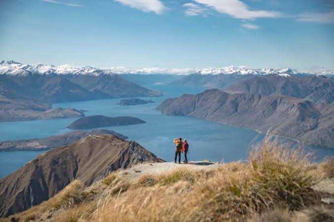 The Hills & Glendhu Bay